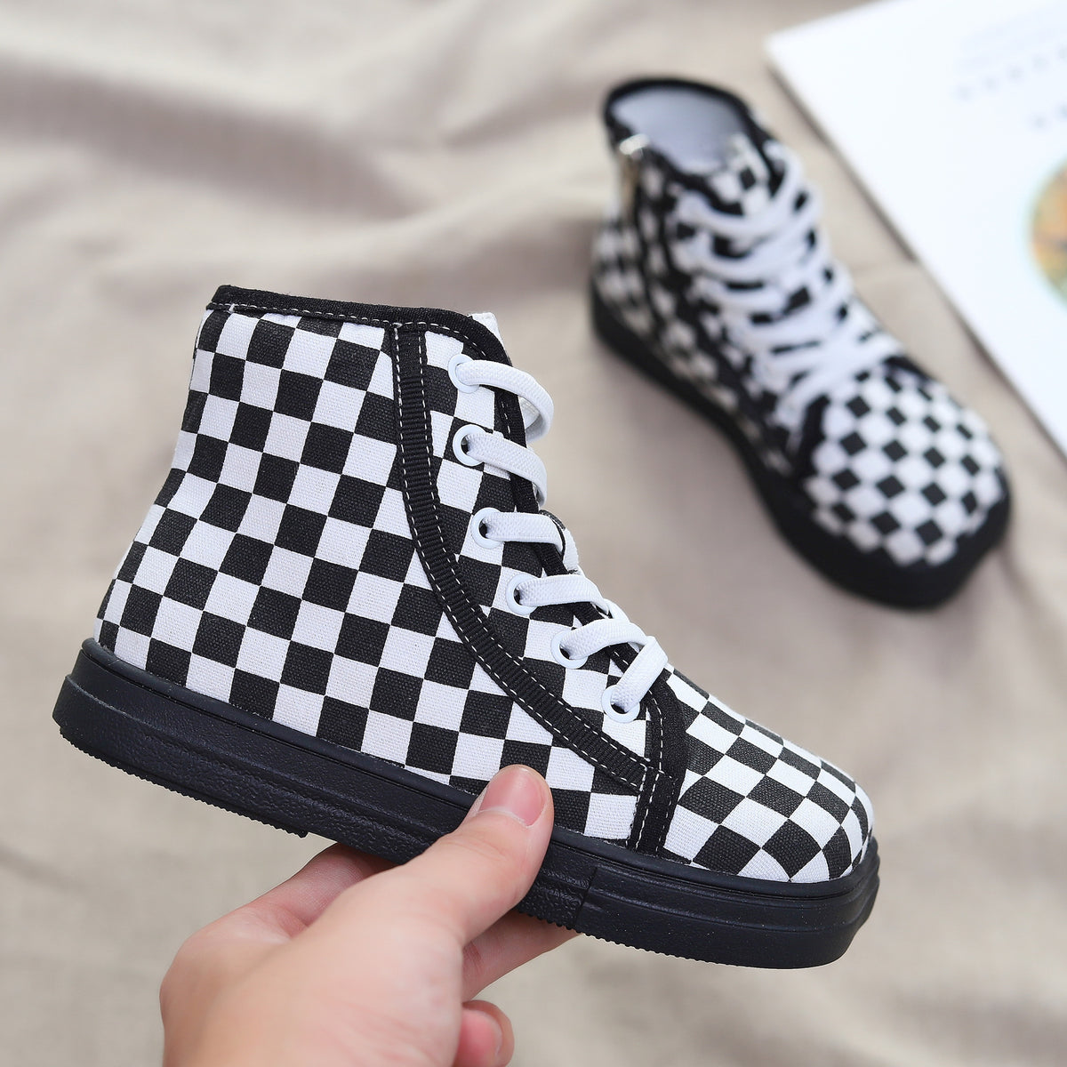 Checkerboard Single Boot Zipper Casual Shoes